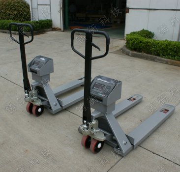 1����USB�ӿ���Ӳ�܇��